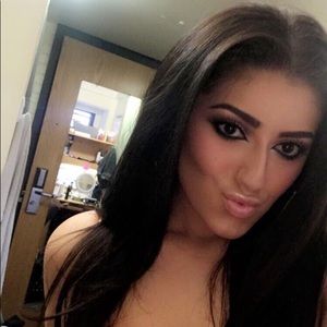 Meet your Posher, Abby